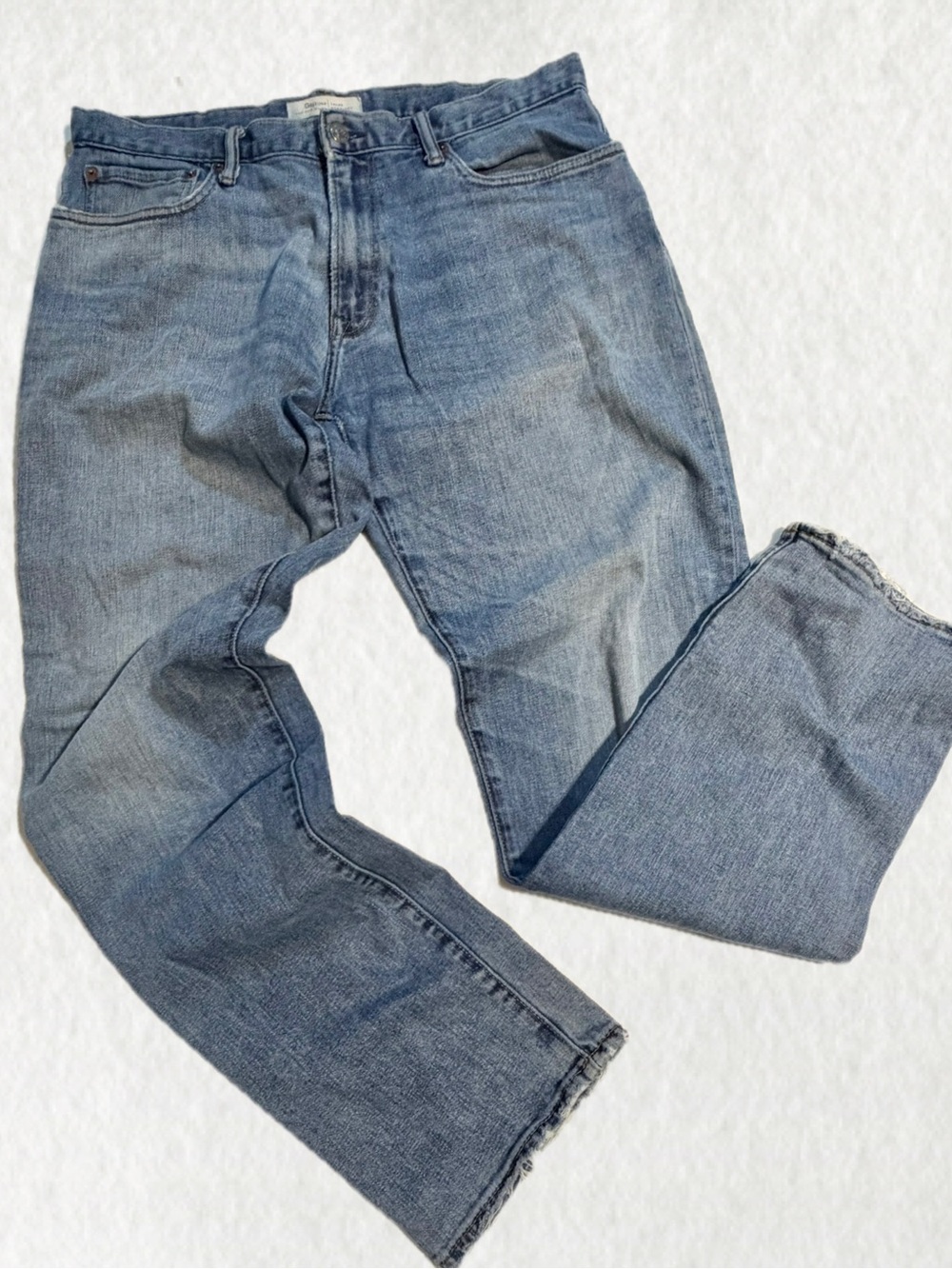 Gap jeans denim straight leg relaxed fit 36 waist stretch mens light medium wash